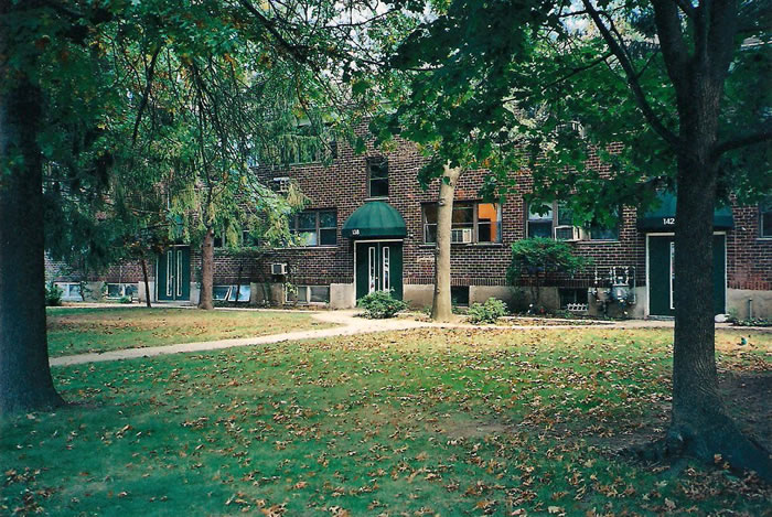 Apartment building in Long Island, New York 